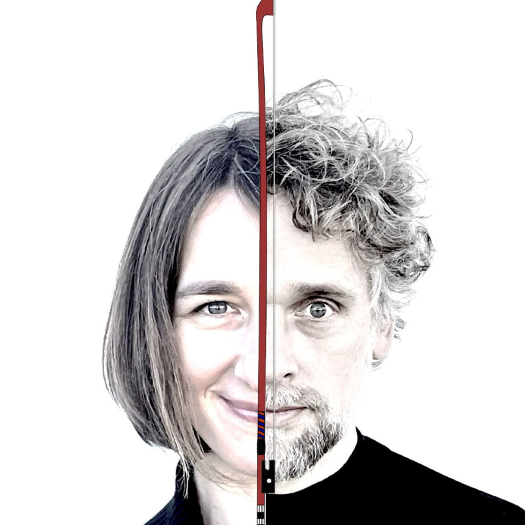 Et delt portrett som viser halvparten av et kvinneansikt og halvparten av et mannsansikt, delt av en fiolinbue mot en hvit bakgrunn - noe som fanger essensen av forestilling og dualitet i ett slående bilde.