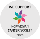 Sirkulært merke med et flerfarget abstrakt blomstermotiv, teksten lyder "Vi støtter Kreftforeningen 2026.